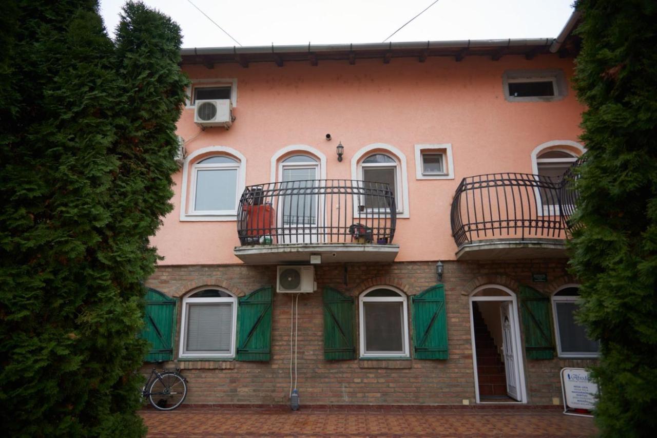 Apartman Azra Kikinda Bagian luar foto